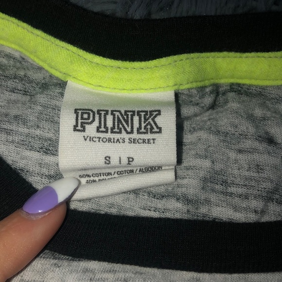 Pink tee - Picture 3 of 3